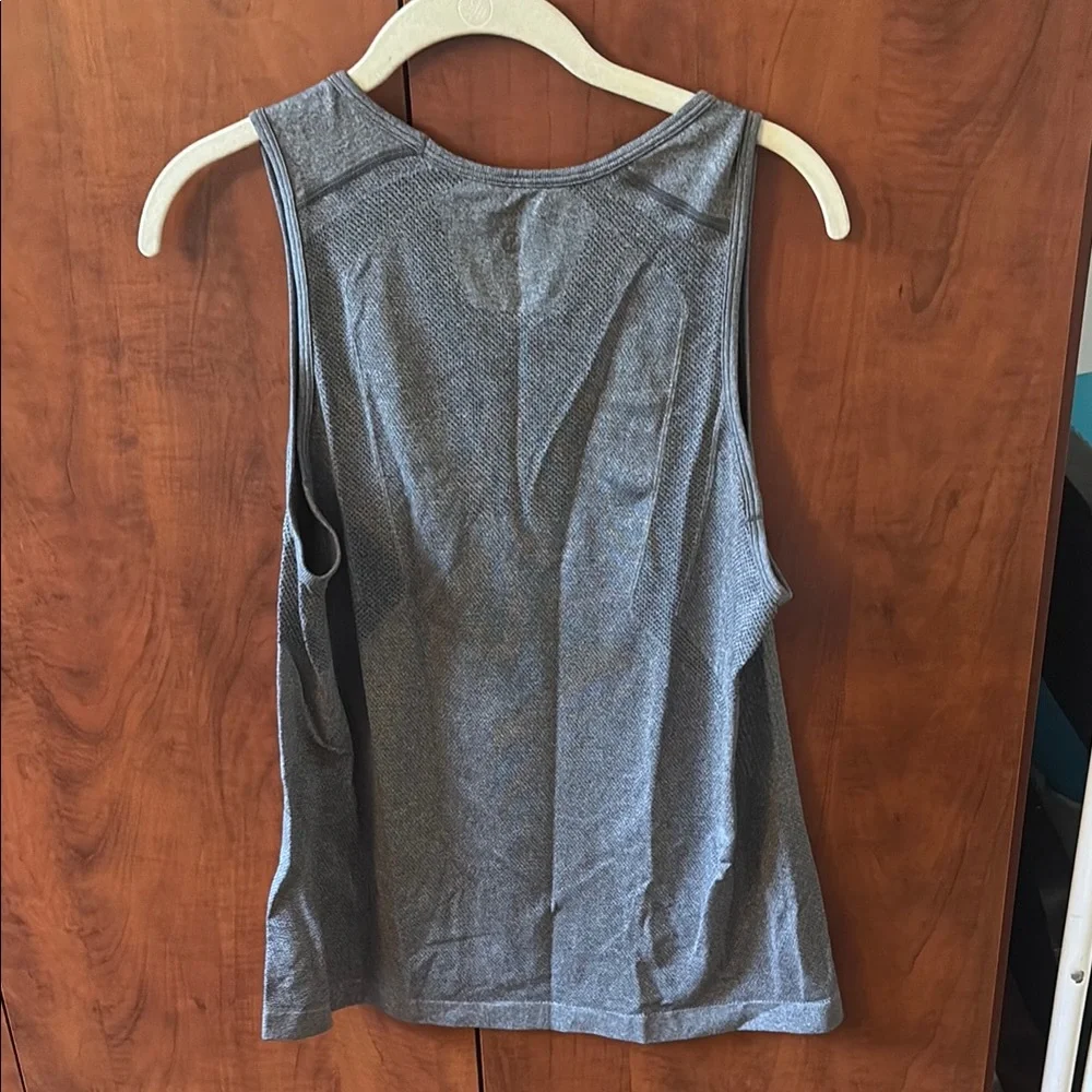 Lululemon Men’s Gray Tank Top - Picture 5 of 7
